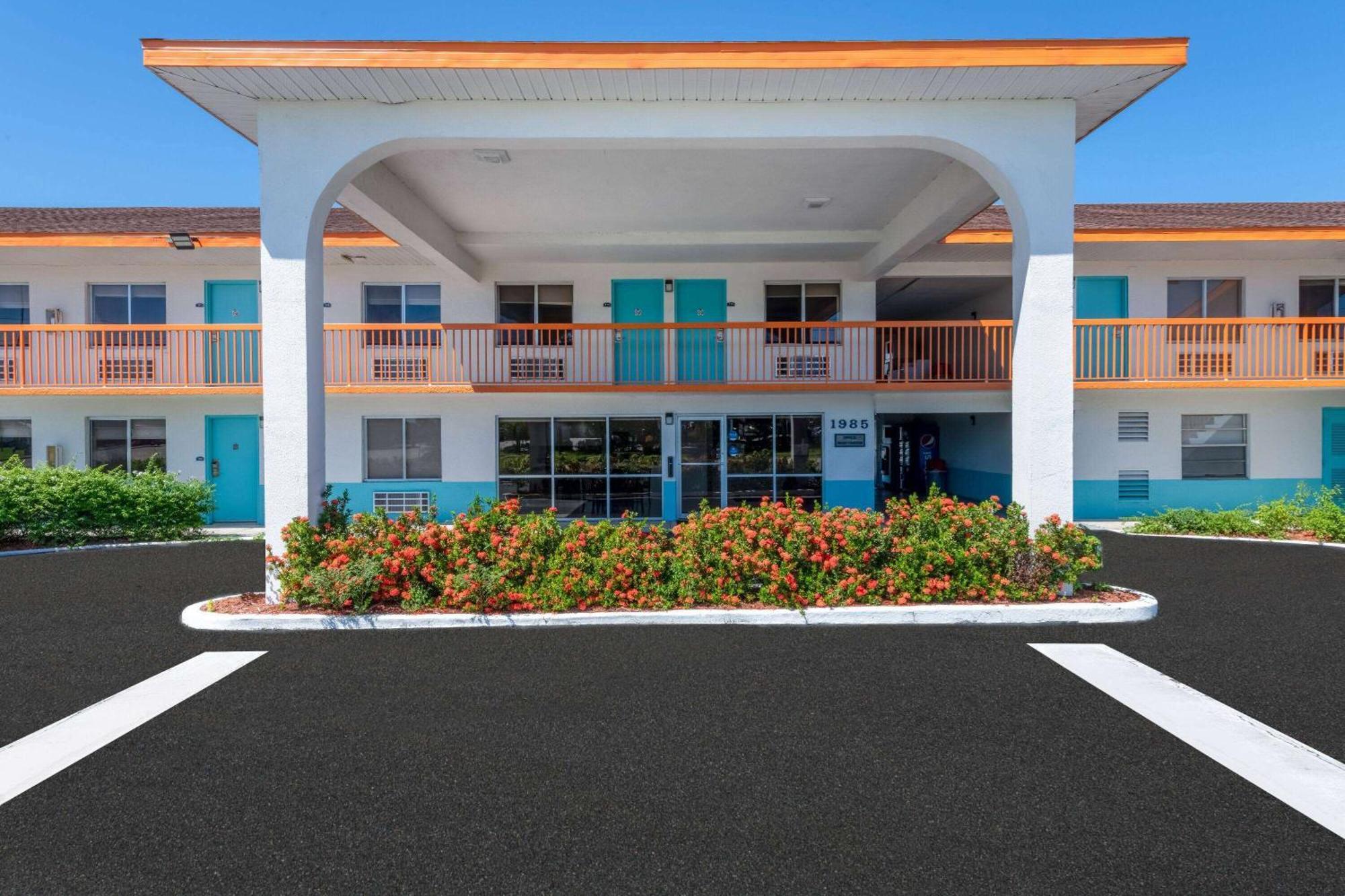 Howard Johnson By Wyndham Vero Beach/I-95 Luaran gambar