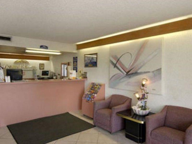 Howard Johnson By Wyndham Vero Beach/I-95 Dalaman gambar